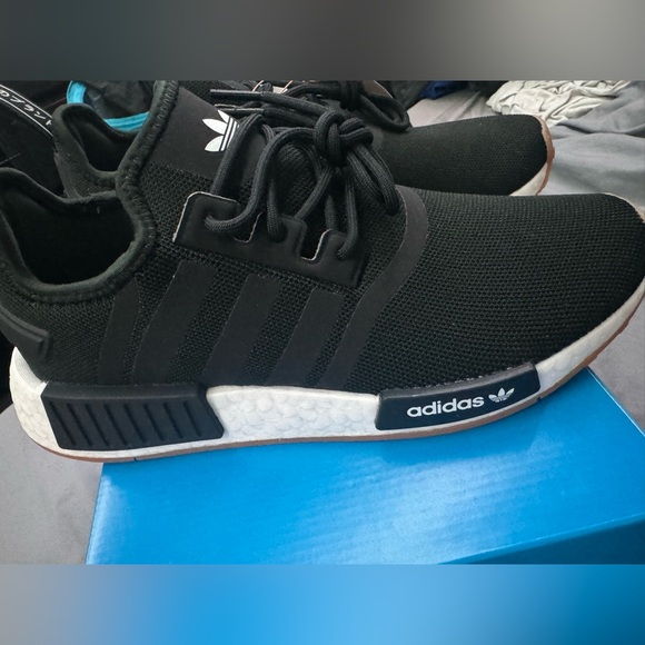 Adidas NMD-R1 NWT! NIB.   SIZE 7 men - Picture 4 of 12